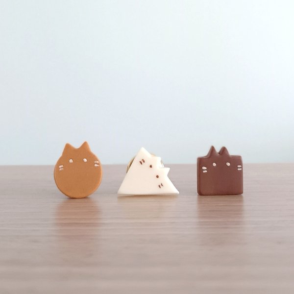 ○△□ネコピンバッジ〈チョコレート〉.猫ねこピンズ