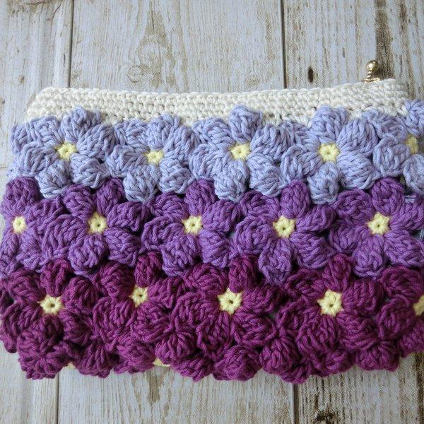 お花モチーフの手編みポーチ　紫系（春夏用コットン）
