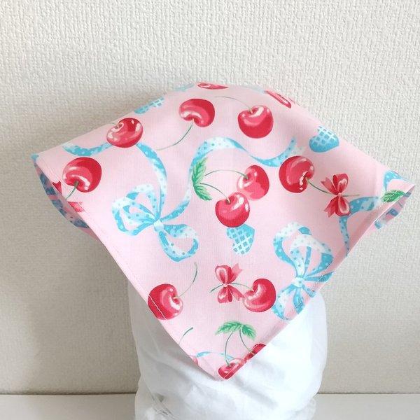 さくらんぼ＆リボン（ピンク）サイズが選べる　ゴム紐付　子供用三角巾