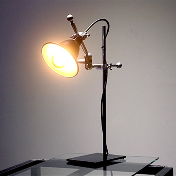Labo-Aluminum Arm-Stand lamp