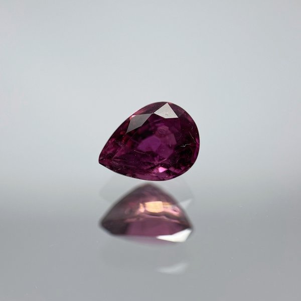 トルマリン ルース 1.24ct / 7.77×5.87×4.60mm [tr-hm62]