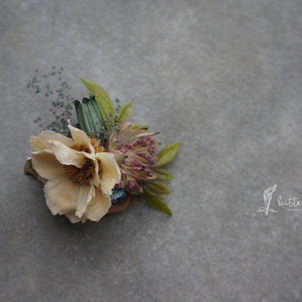 Corsage no.001　（white）