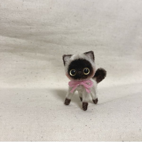 小さな　シャム猫ちゃん　ブラウン　モールアート　モールベア 