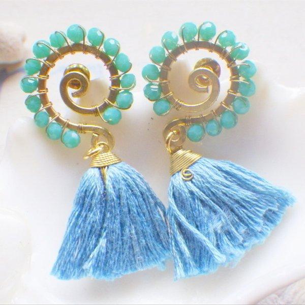 渦巻きとタッセルのピアス　Sea Swirl Tassel Earrings 