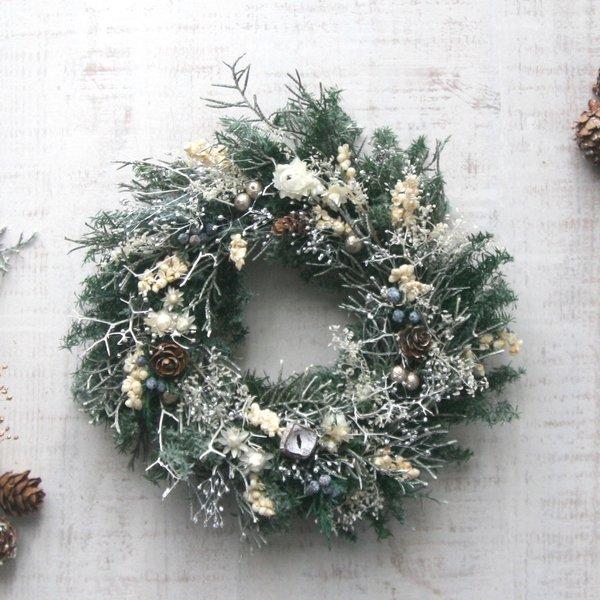 Christmas Wreath -white-