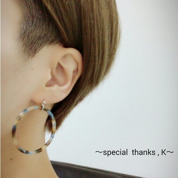 【再…再販】ゴールドorロジウムカラー☆43㎜ブルーブラウンマーブルのシルキーラウンドピアス☆樹脂ピアス／フック／イヤリング◎～ special  thanks , K ～◎