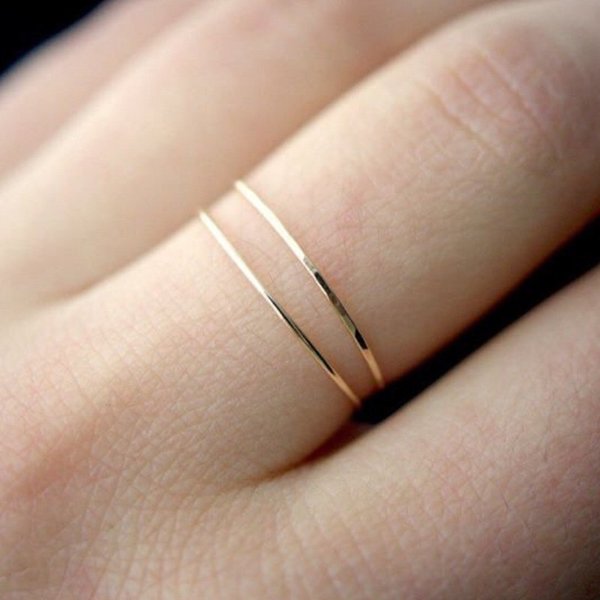 超極細 0.5mm サージカルステンレス シンプル リング 指輪 細い 華奢 金属アレルギー対応　細め　