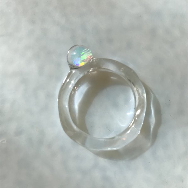 ホワイトオパールガラスの指輪 B 181021