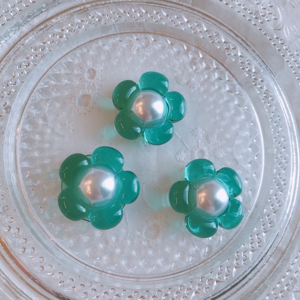 new!□#7(4pcs)＊お花のクリアパーツ＊green