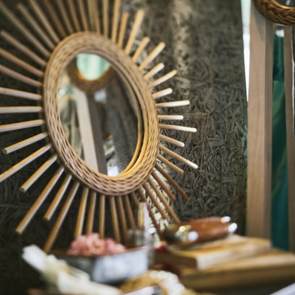 ラタン 壁掛け鏡 木製 ウォールミラー 姿見