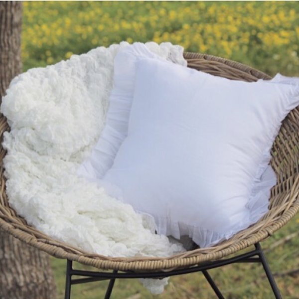 MIYACOZOME CUSHION -White-