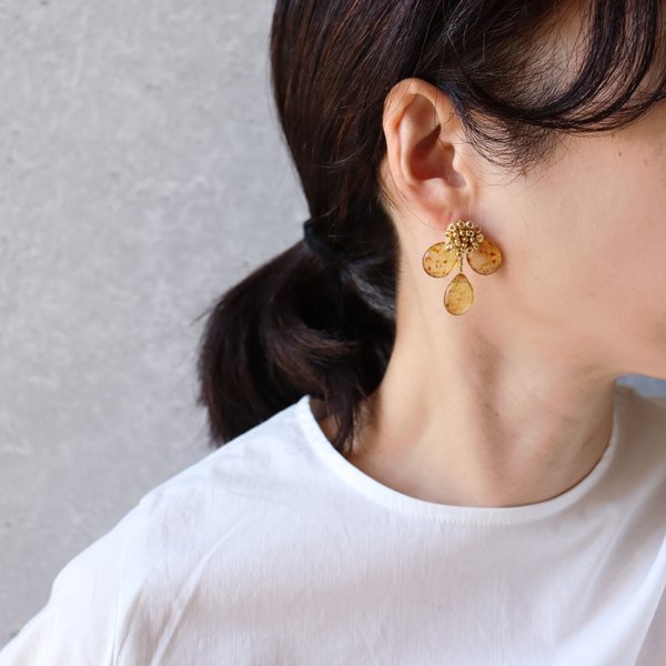 three kareha earring/ピアス