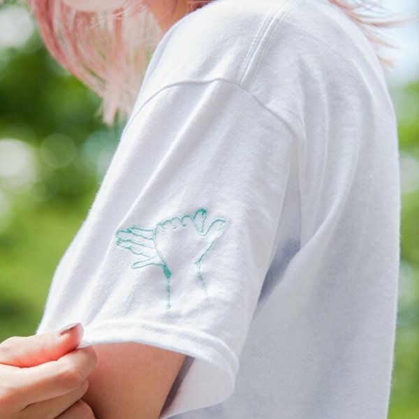 受注生産）影絵遊びの刺繍Tシャツ 犬 tenonaka 刺繍