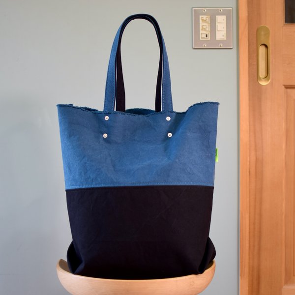 EASY TOTE / half color　アーミダック　