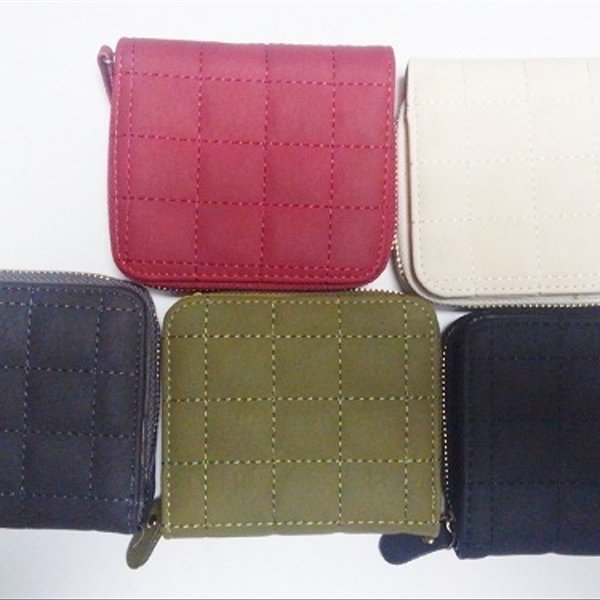 オリジナルデザイン、二つ折り財布、小銭入れ財布、使いやすく収納に便利