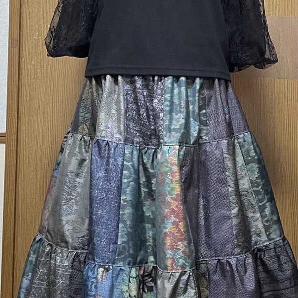 着物リメイク　カラフル　大島のパッチワークティアードスカート　フリーサイズ