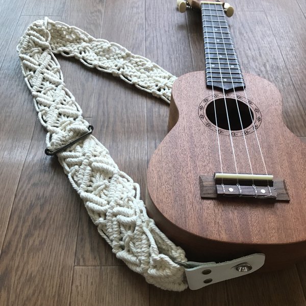 選べる マクラメ編みのギターストラップ B