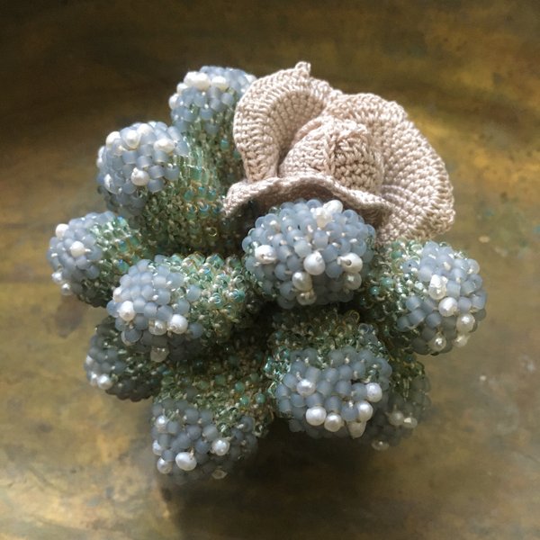 煙霧の果実　brooch