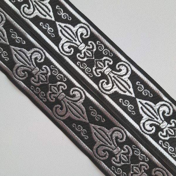 チロリアンテープ　　ブラック&シルバー　刺繍リボン　エスニック
