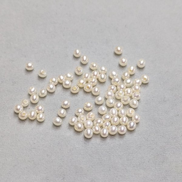 淡水真珠2.0-2.5mm　片穴　極小サイズ　※10個セット