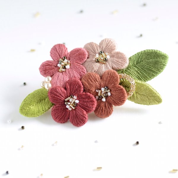 お花の刺繍ヘアクリップ　ベイクドカラー4色