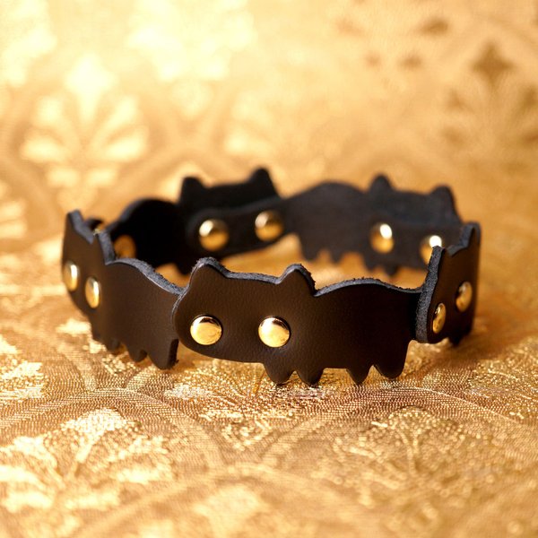 猫連合ブレスレット｜黒ネコ（本革製）