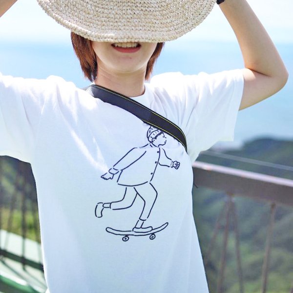 『スケートボード』 Tシャツ