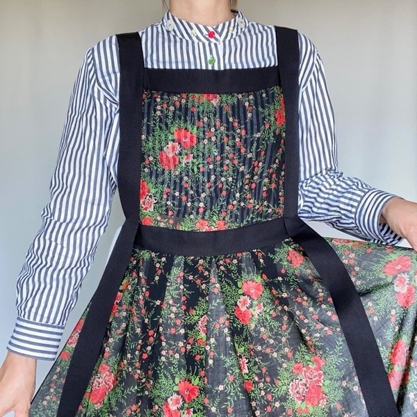 floral sheer apron