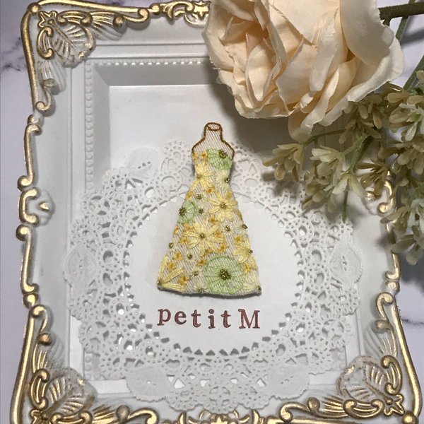 甘酸っぱい♡レモンライムカラー🍋お花刺繍ドレスブローチ