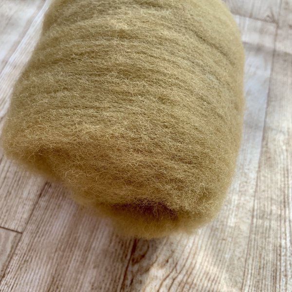 【素材】北海道産羊毛 草木染め 手紡ぎ フェルトクラフト サフォーク 24g程度