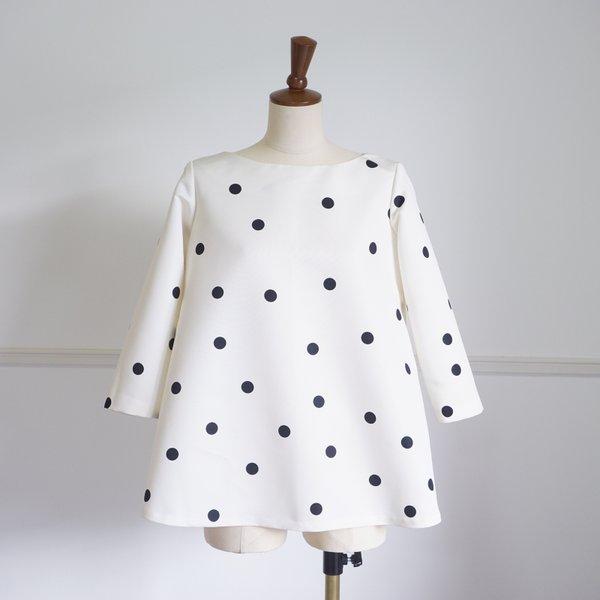 Polka dot A-line long sleeve blouse ドットのAライン七分袖ブラウス（オフホワイト）38