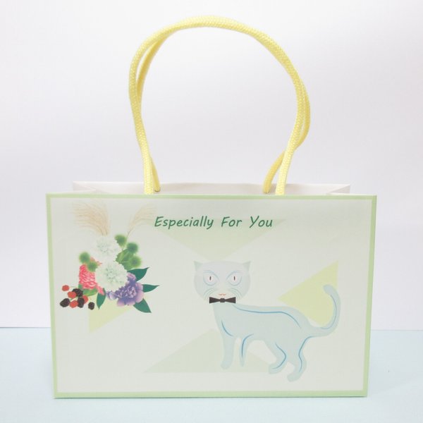 猫とお花のデコレーション紙袋2作品目