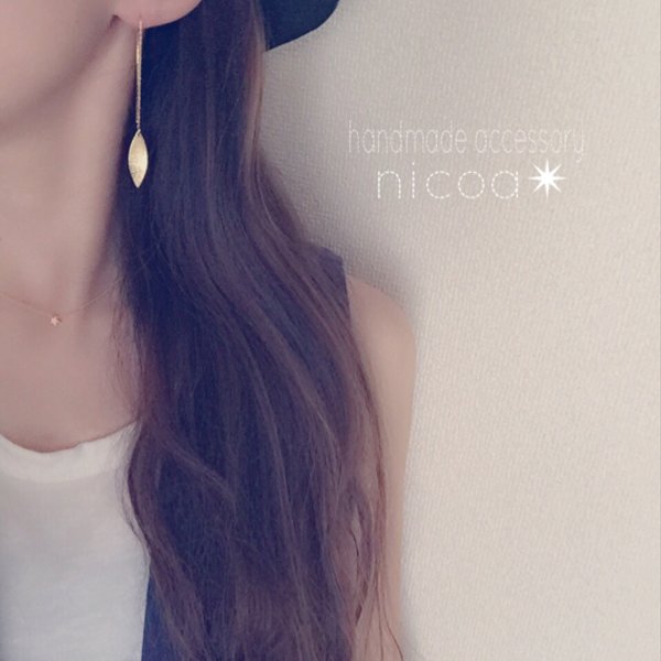 シンプル✳︎ゆれるリーフのアメリカンピアス✳︎nicoa