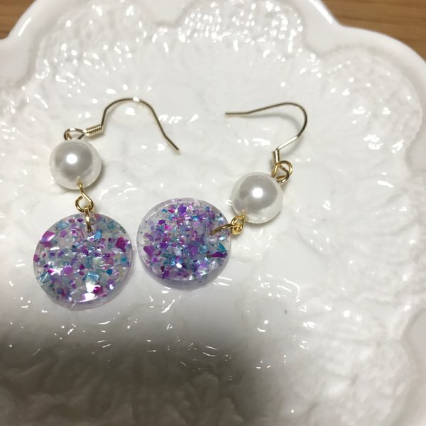 レジンの紫陽花色のピアス