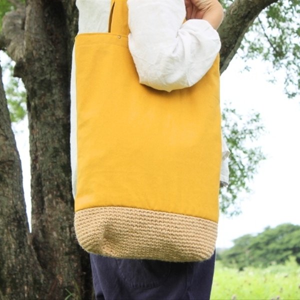 linen basket bag ／ chrome yellow ▷