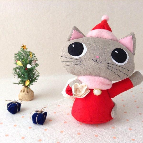 クリスマス　猫のぬいぐるみ