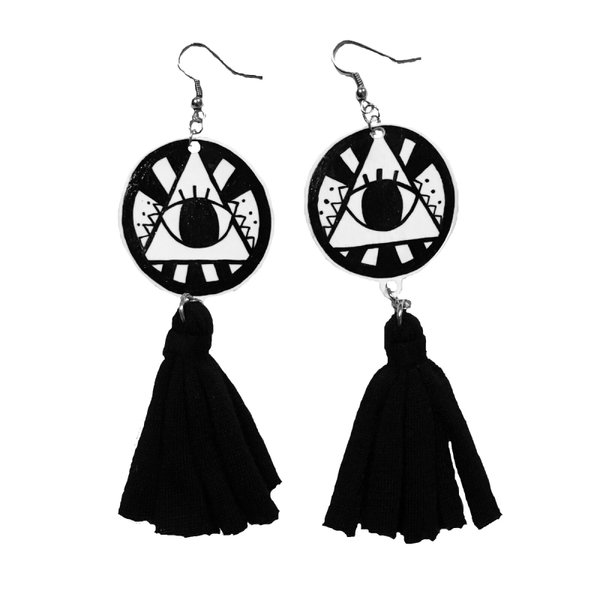 BIG Eye Tassel Pierce ( 大きめ 目玉 タッセル ピアス ) オカルト ストリート モノトーン ロック 病みかわいい パンク モード