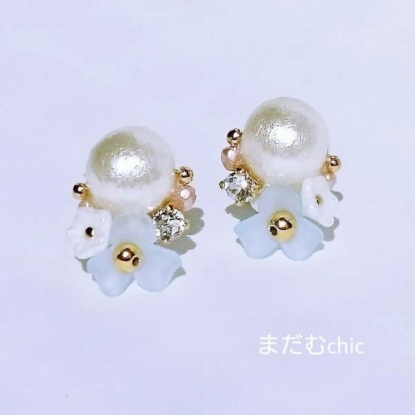 水色お花とSwarovskiビジューのコットンパールEarring or Pierce＃