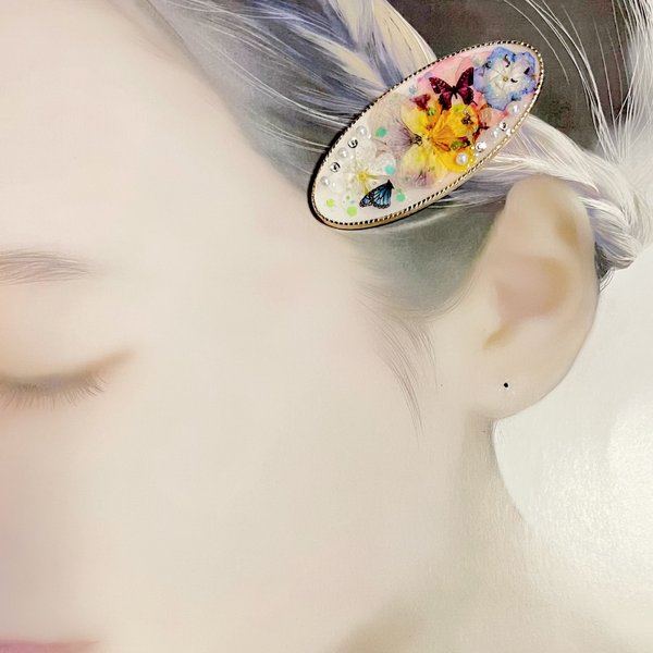 花と蝶のヘアクリップ