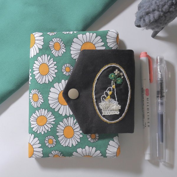 北欧布×刺繍,ほぼ日手帳A6サイズ