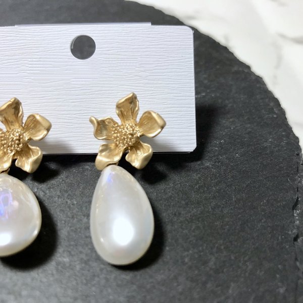 アクリル フラワー お花 ピアス