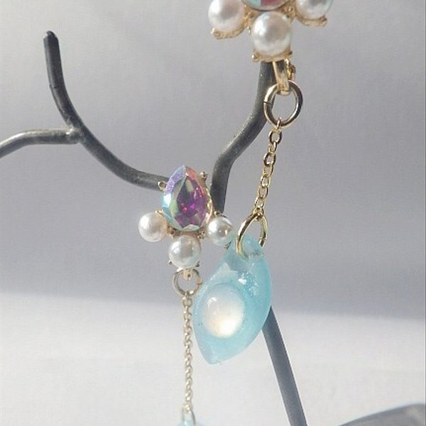 MERMAID AURORA BIJOU EARRING 人魚のビジュー耳飾り