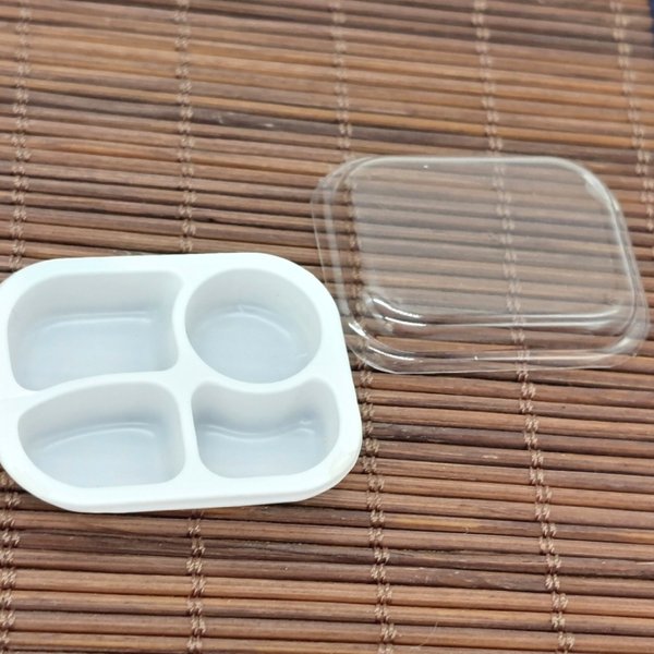 2個 約31×25mm EP4 ミニチュア弁当　フードパック　ミニチュア食器