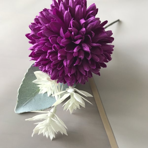 ヘッドアクセサリー　造花　紫菊