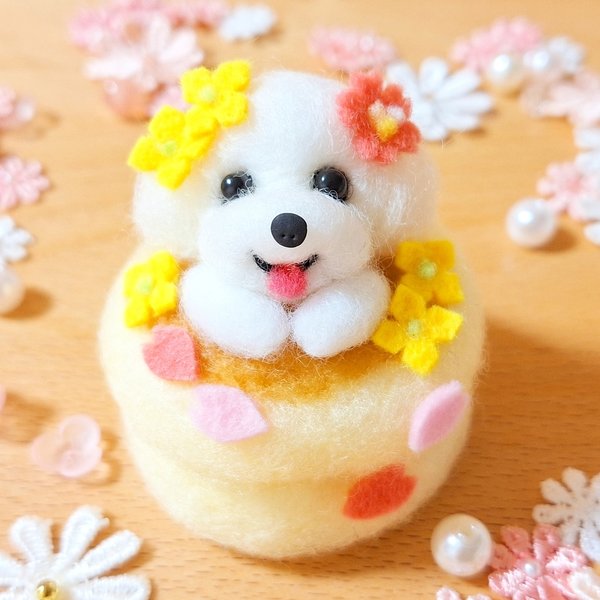 春のパンケーキ マルチーズ ♬*° 羊毛フェルト ぬいぐるみ 桜 トイプードル ミニチュア 