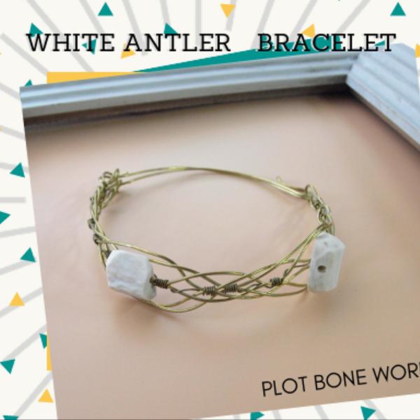 White Antler BRACELET/白鹿角のブレスレット