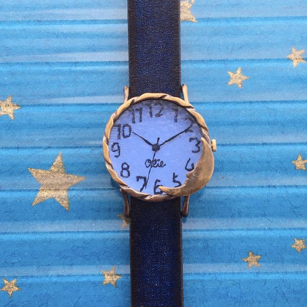 黄昏の月腕時計Mパステルブルー