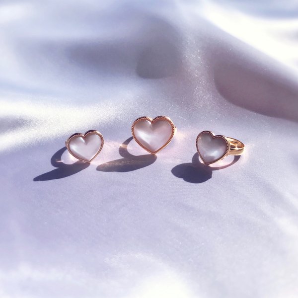 mini heart pearl white ring