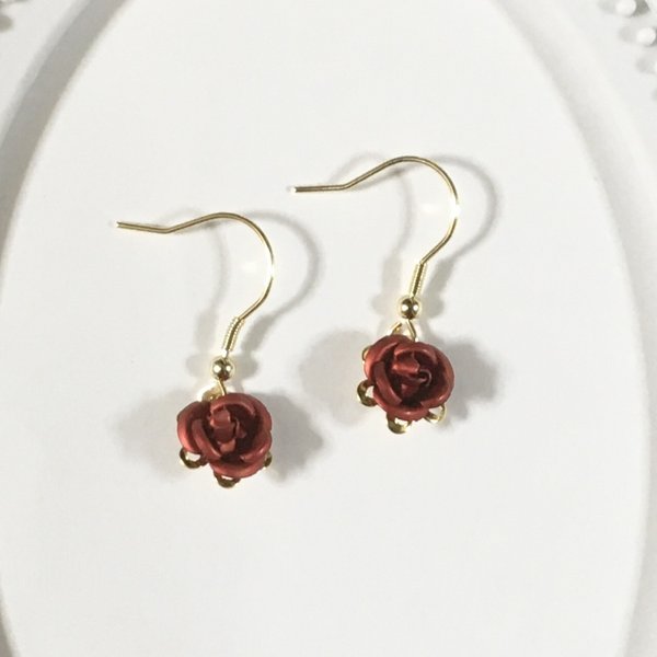 Rose 一輪の薔薇　ピアス