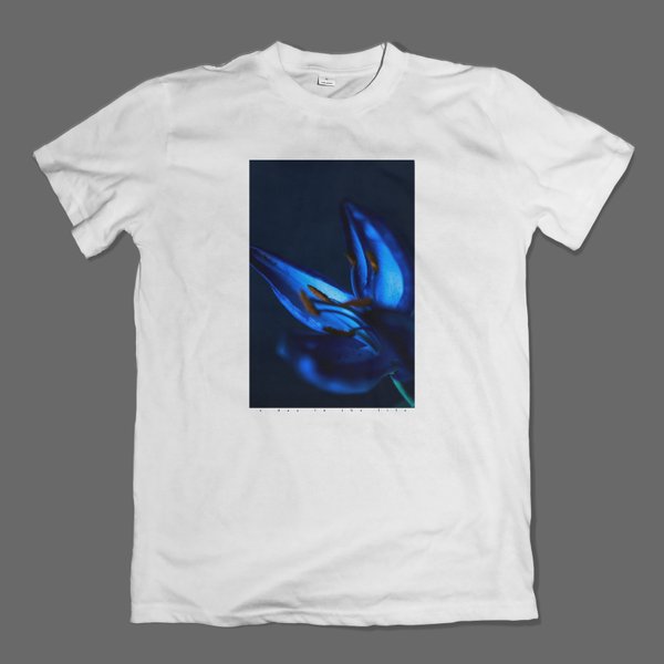 T-shirt  #065 <blue lily>